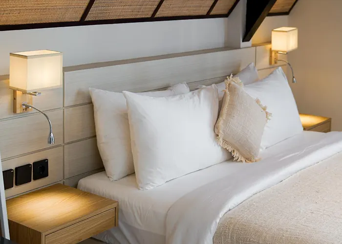 Villa Luxury 5br Byrdland Pasisi -