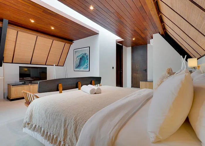 Villa Luxury 5br Byrdland Pasisi - *