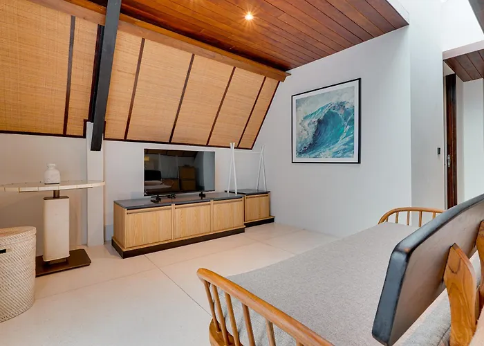 Villa Luxury 5br Byrdland Pasisi -