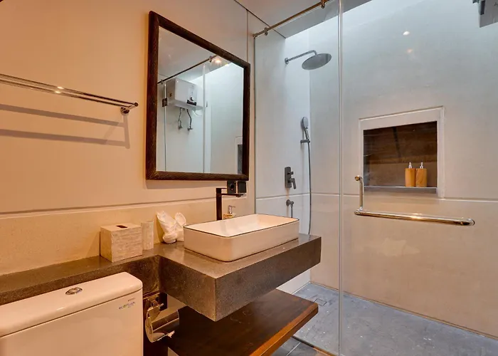 Villa Luxury 5br Byrdland Pasisi -